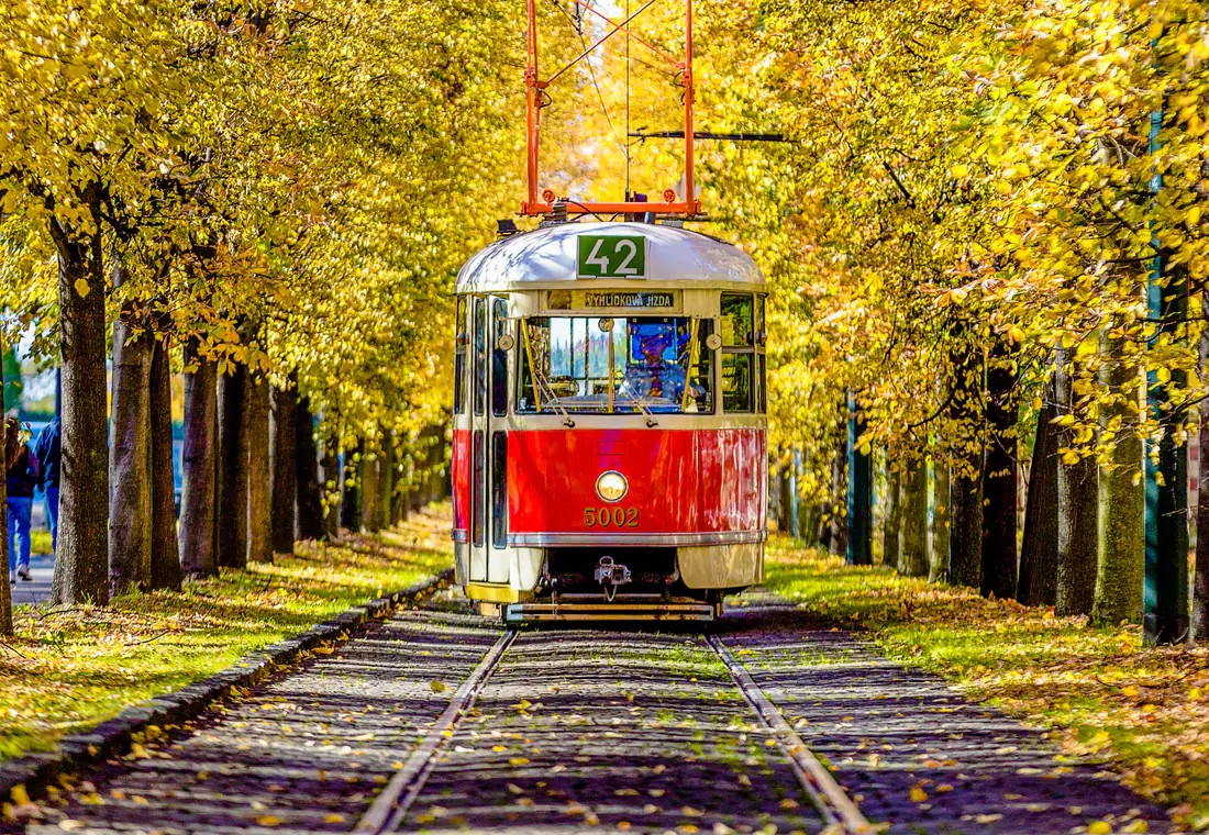 Tranvía en una ciudad europea