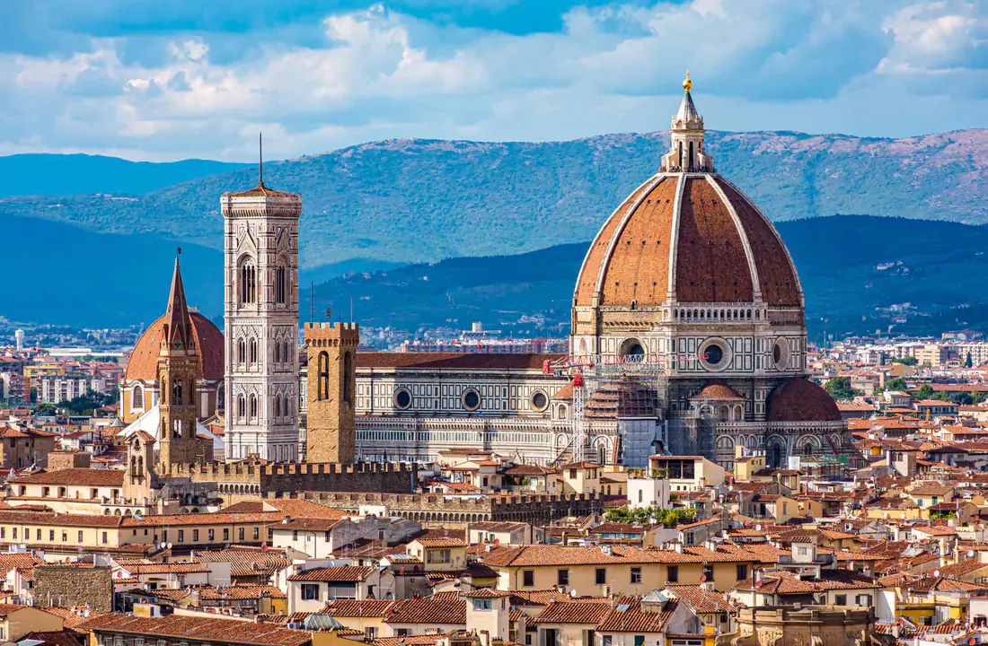 Paisaje de la Toscana entre Florencia y Chianti en septiembre