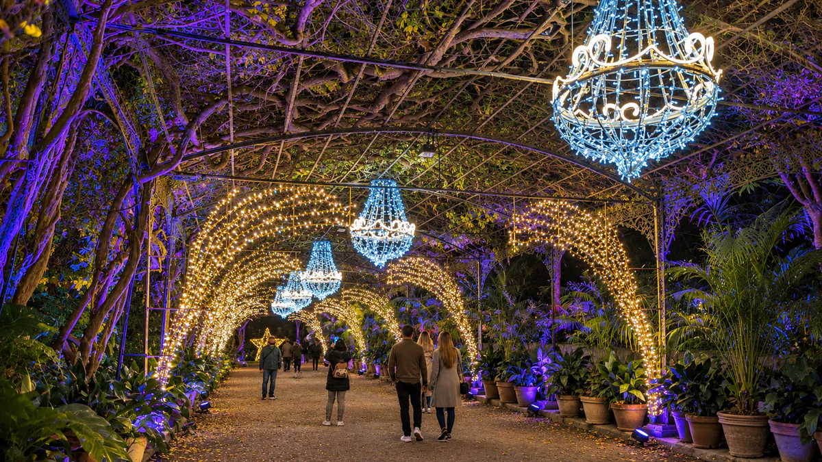 Recreación del recorrido Alice Christmas en el Jardín Botánico La Concepción