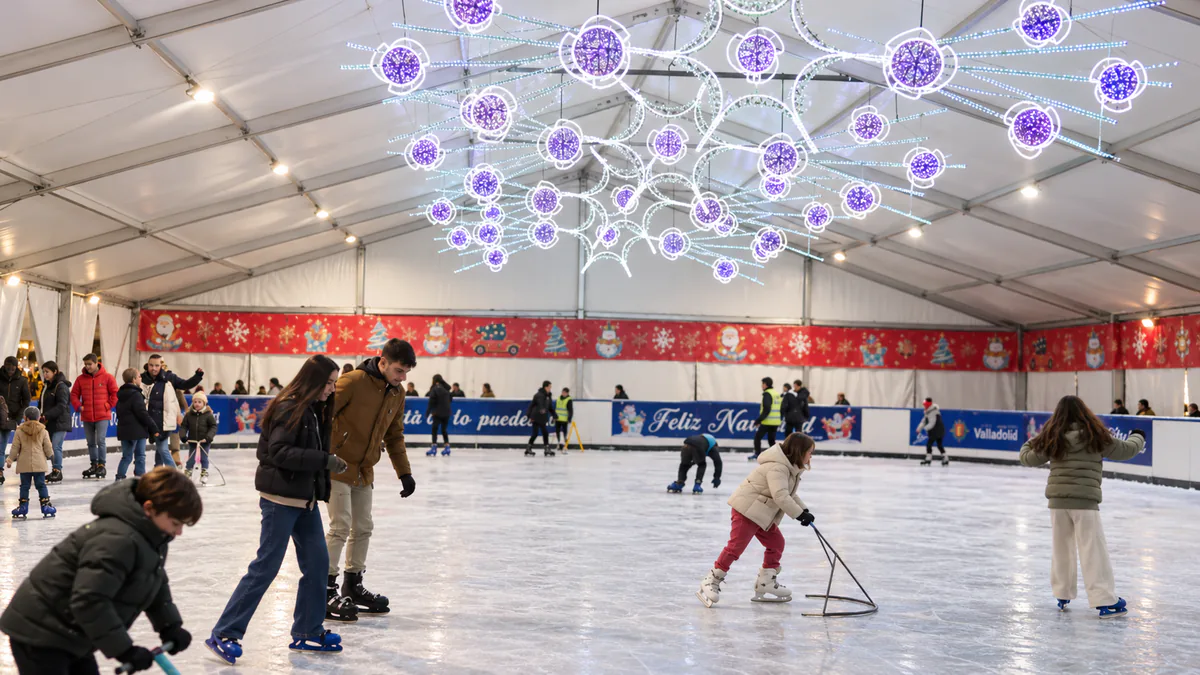 Recreación de la pista de hielo de Acera de Recoletos en Valladolid